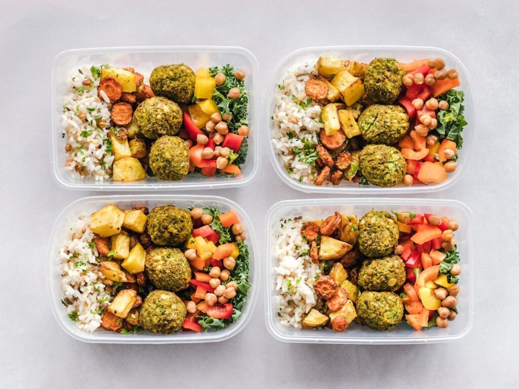 Make a Delicious and Healthy Lunch with These Simple Steps